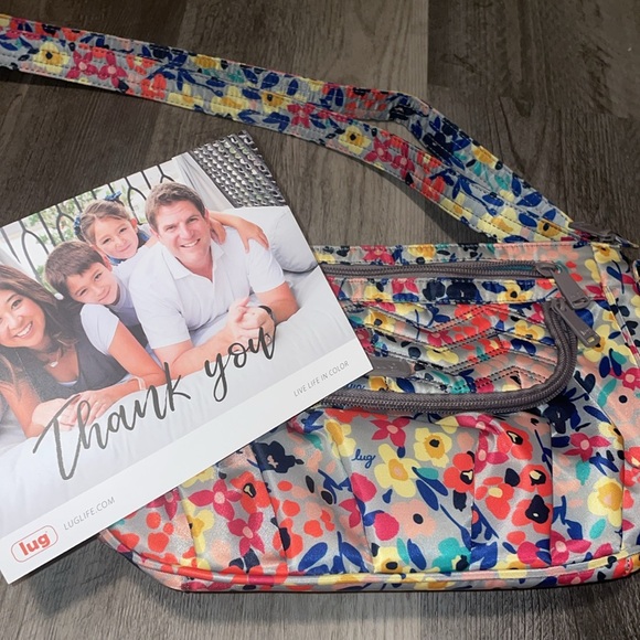 Lug MAMBO Crossbody Bag Wildflower RFID NWOT!!stunning - Picture 4 of 9